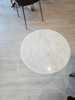 Online Tavolino Tavolino modello e 57 t dell'azienda a prezzi convenienti - 36% Tavolini