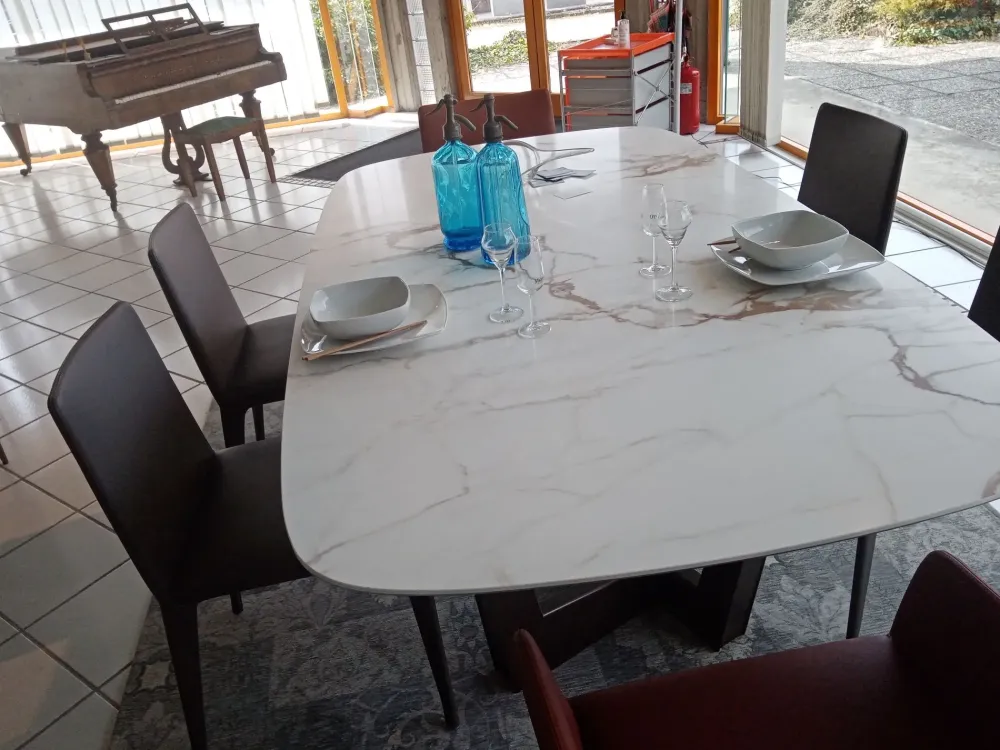 Bonaldo Tavolo Art di scontato del 30%- Tavoli