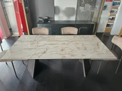 Ozzio Tavolo Axel di : richiedi il prezzo- Tavoli