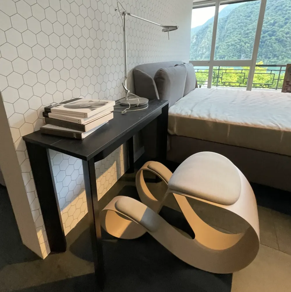 Tavolo consolle modello Consolle trek allungabile a prezzo scontato^Altacom