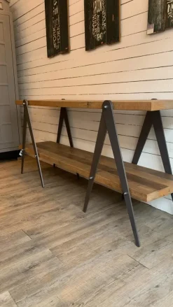 Tavolo consolle modello Console a prezzo scontato^Dialma Brown Hot