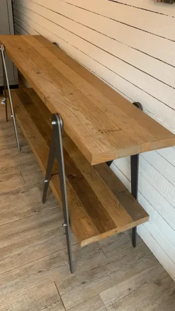 Tavolo consolle modello Console a prezzo scontato^Dialma Brown Hot