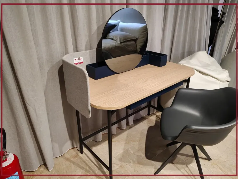 Discount Tavolo consolle modello Ninfea con specchio a prezzo scontato Consolle