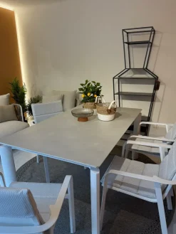 Outlet Tavolo da giardino modello Milo a prezzi convenienti Tavoli Da Giardino