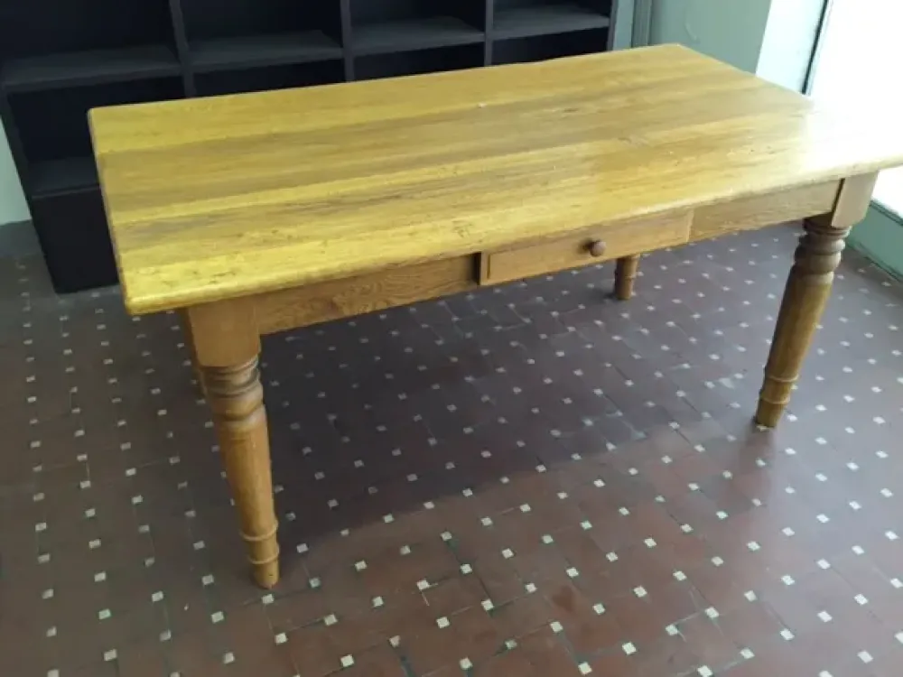 Tavolo Elite Tavolo in rovere scontato del -55 %^Elite To Be New