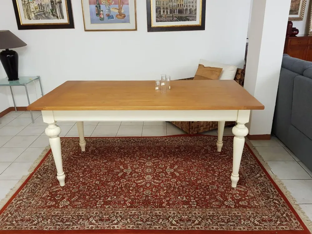 Visentin Tavolo fisso Castagno a soli 600 Euro- Tavoli