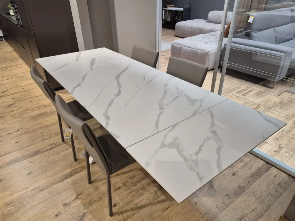 Tavolo in ceramica rettangolare Bilbao in offerta outlet^Artigianale Sale