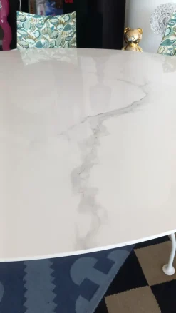 Tavolo in ceramica rotondo Glossy xxl in offerta outlet^Kartell Best