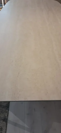 Cattelan Italia Tavolo in ceramica sagomato Skorpio   in offerta outlet- Tavoli