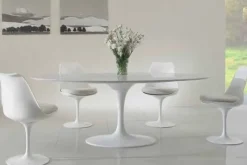 Tavolo in laccato ellittico Saarinen laccato bianco in offerta outlet^Sigerico Best