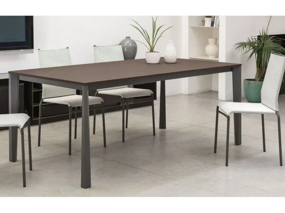 Tavolo in laminato rettangolare Prisma a prezzo scontato^Ingenia Clearance