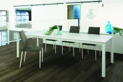 Tavolo in laminato rettangolare Prisma a prezzo scontato^Ingenia Clearance