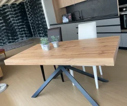 Tavolo in laminato rettangolare Elsa a prezzo ribassato^Artigianale Sale