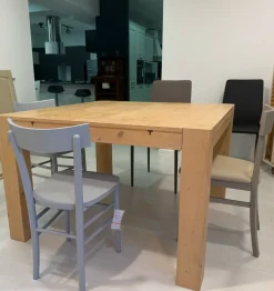 Fratelli Mirandola Tavolo In legno di scontato del 50%- Tavoli