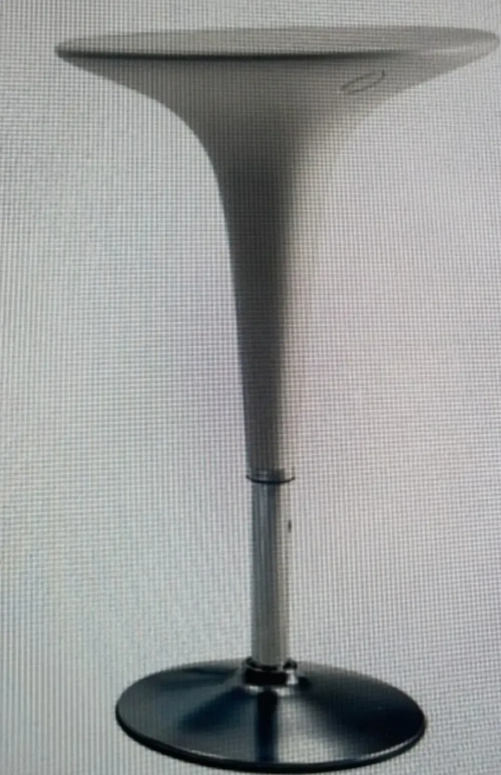 Tavolo in metallo rotondo Bombo table grigio argento a prezzo scontato^Magis