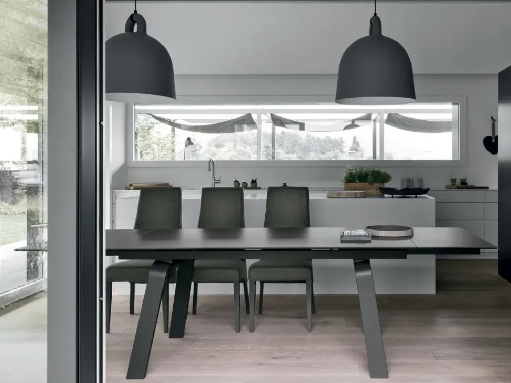 Tavolo in offerta outlet modello Marte di^Target Point Sale