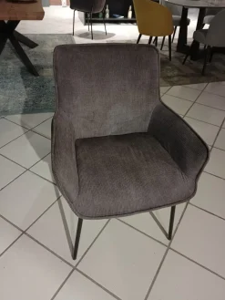 New Tavolo in offerta outlet modello Tavolo star  di Tavoli