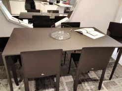 Rimadesio Tavolo in vetro rettangolare Long island a prezzo scontato- Tavoli