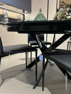 Tavolo in vetro rotondo Barone con vetro velvet antigraffio a prezzo ribassato^Bontempi Hot