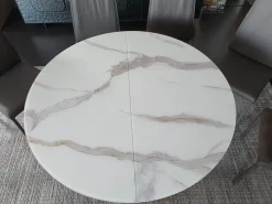 Tavolo Lycos a prezzo ribassato^Ozzio