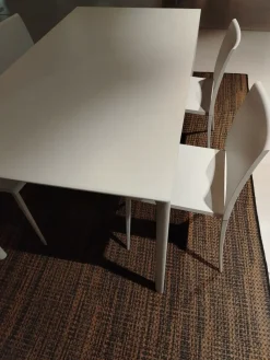 Tavolo Maki in altri materiali Allungabile scontato 30%^Kristalia Sale