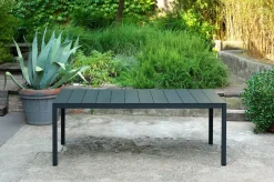 Nardi Tavolo modello Rio 210 ext a 280 piano resina per l'esterno a prezzo scontato- Tavoli Da Giardino
