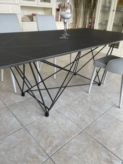 Clearance Tavolo New tube in OFFERTA OUTLET -56% Tavoli