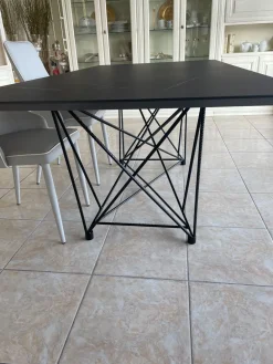 Clearance Tavolo New tube in OFFERTA OUTLET -56% Tavoli