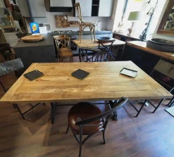 Outlet Etnico Tavolo Tavolo singer ghisa e lagno massello in offerta  PREZZI OUTLET- Tavoli