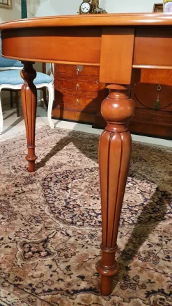 Tavolo Ovale allungabile di scontato del 50%^Artigianale Outlet