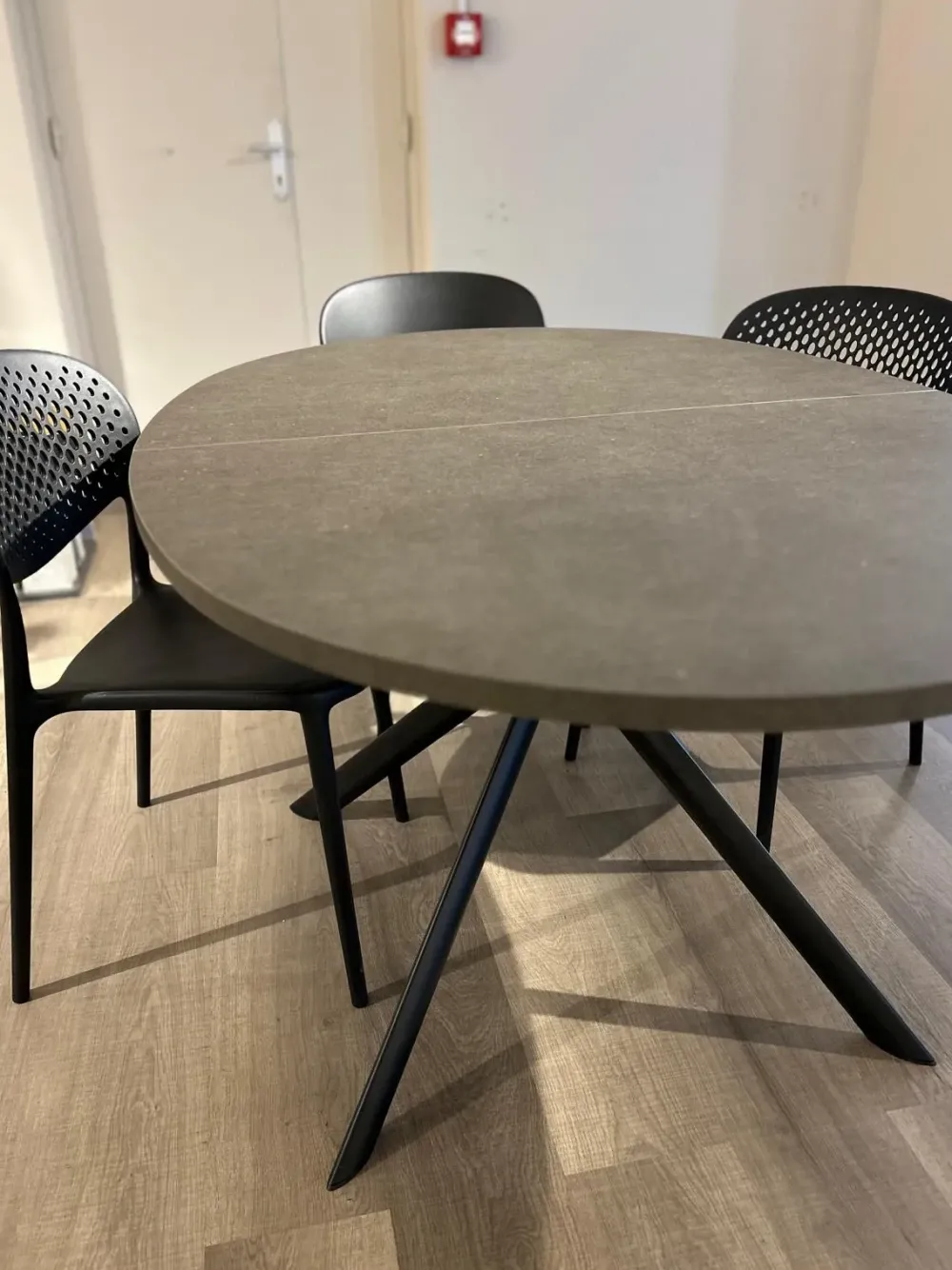 Tavolo ovale allungabile Giove di a prezzo riservato^Connubia Online