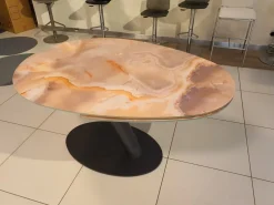 Tavolo ovale allungabile One a prezzo scontato^Ozzio New