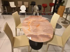 Tavolo ovale allungabile One a prezzo scontato^Ozzio New