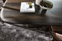 Tavolo ovale in legno Mayfair di in Offerta Outlet Tavoli