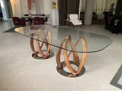 Tavolo ovale in vetro Infinity di in Offerta Outlet^Porada Outlet