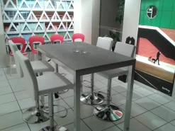 Sale Tavolo Tavolo modello kitchen alto Tavoli