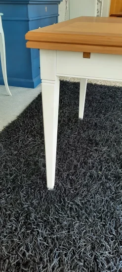 Sale Tavolo quadrato in legno Modello quadrifogli di in Offerta Outlet Tavoli