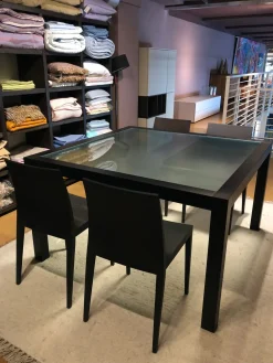 Hot Tavolo Quadro in OFFERTA OUTLET Tavoli