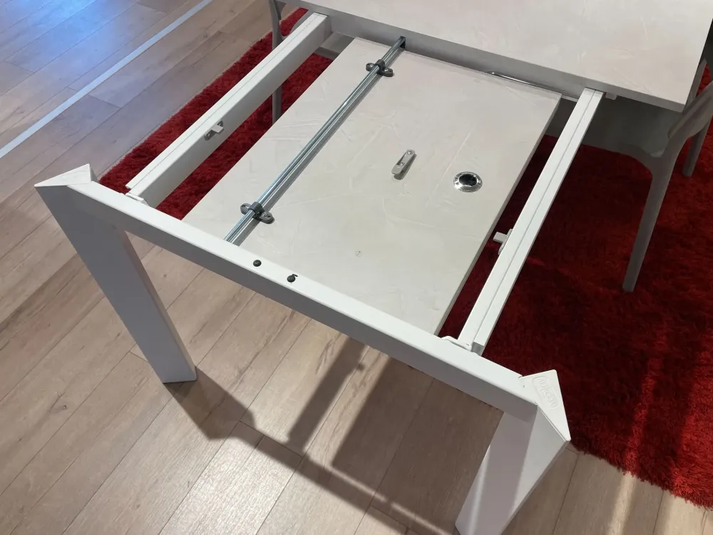 Tavolo rett. Teorema 140x90 cm, allungabile. Sconto 26%. Ottimo prezzo!^Altacom Clearance