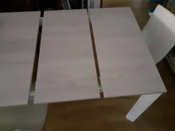 Tavolo rettangolare a quattro gambe Mario scontato^La Primavera Online