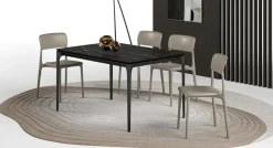 Sale Tavolo rettangolare allungabile Spillo di a prezzo riservato Tavoli