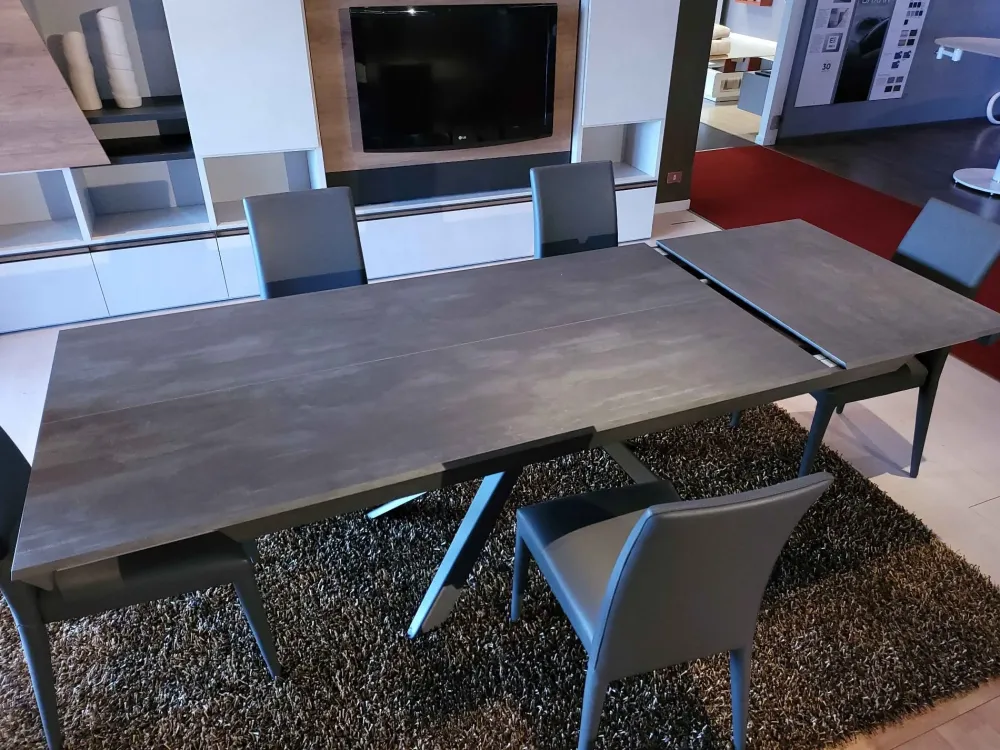 Easyline Tavolo rettangolare con basamento centrale Lungo largo 2021 scontato- Tavoli