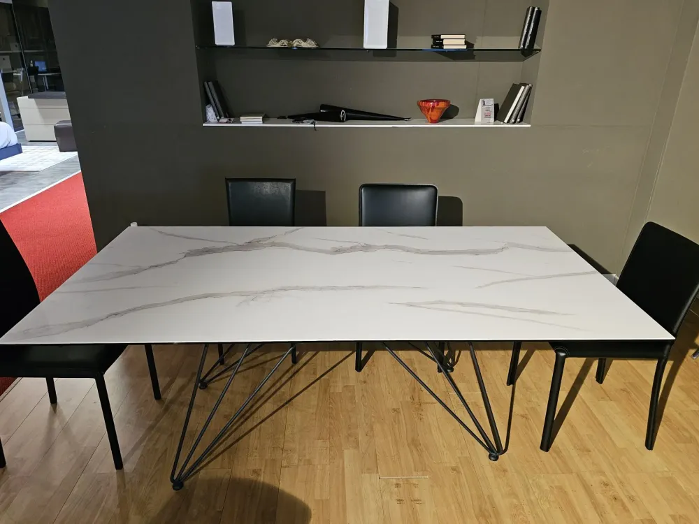 Tavolo rettangolare Cross scontato del 60%^Easyline Discount