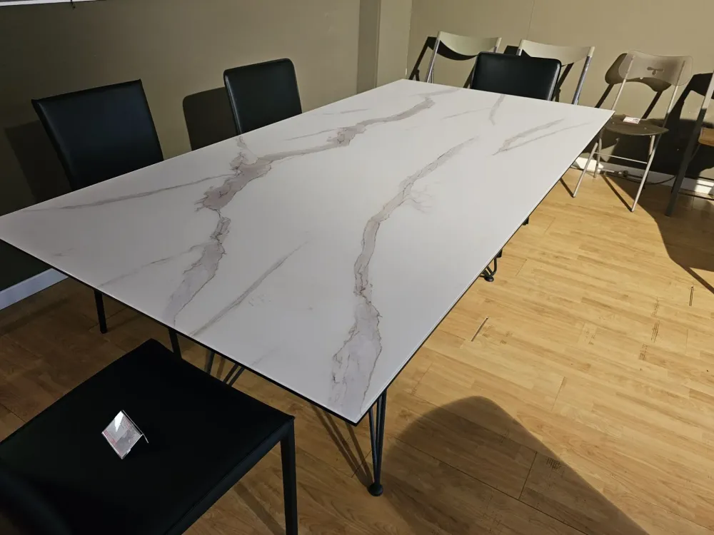 Tavolo rettangolare Cross scontato del 60%^Easyline Discount