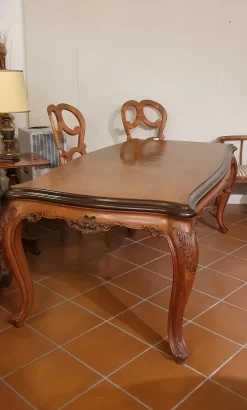 Tavolo rettangolare in legno Chippendale rettangolare di in Offerta Outlet^Artigianale Best