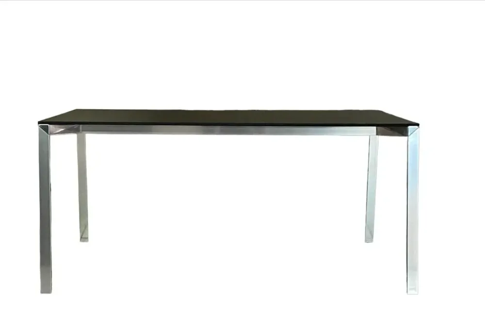 Clearance Tavolo rettangolare in legno e resina Tavolo table_one gambe lucide 100x159 di in Offerta Outlet Tavoli