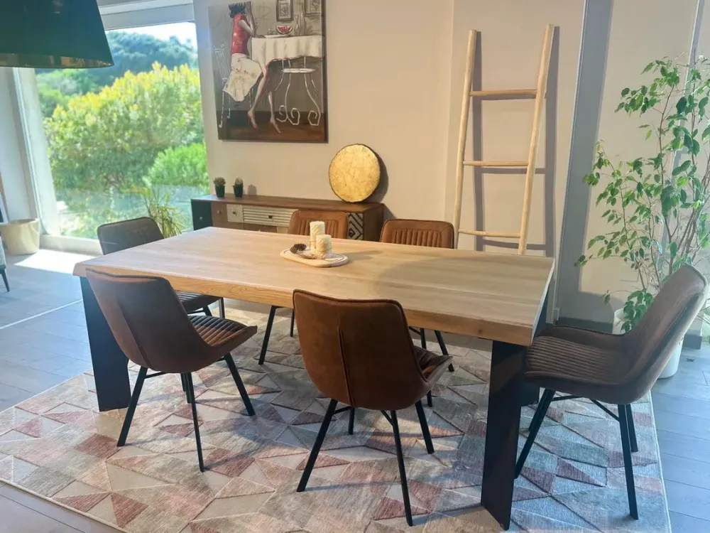 Tavolo rettangolare Piano san francisco di a prezzo riservato^Devina Nais Best