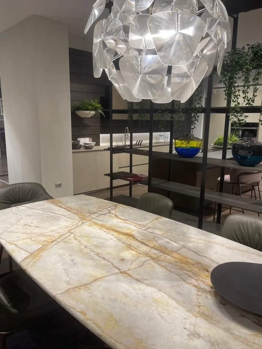 Sale Tavolo rettangolare Tavolo shangai marmo imperiale di a prezzo riservato Tavoli