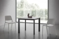 Tavolo Ricky super quadrato a prezzo ribassato^La Primavera Hot