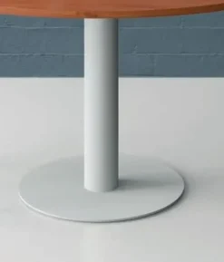 Hot Tavolo riunione in legno Derby con 6 sedie   a prezzi convenienti Arredo Ufficio